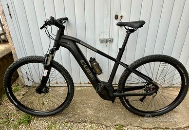 CUBE REACTION HYBRID PERFORMANCE 500 BLACK XL