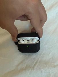 Apple AirPods Pro 2 con cover
