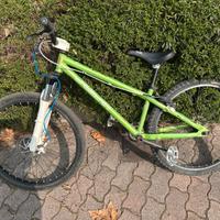 Dirt/slope style- jump bike - subsin
