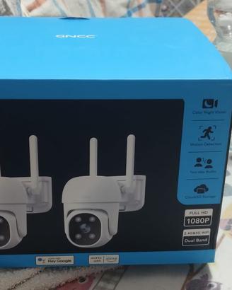 scatola con 2 telecamere wifi nuove 