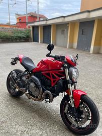 Ducati Monster 821