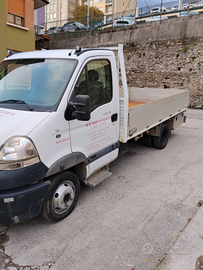 Renault mascotte 2010