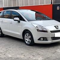 Peugeot 5008 1.6 HDi 112CV 7 Posti