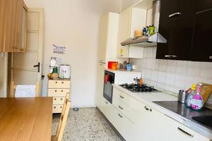 Camera arredata in via Roccaromana