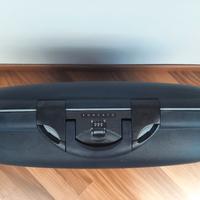 Valigia rigida con combinazione Roncato, ruote 2+1