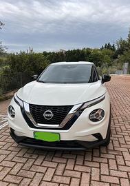 Nissan juke n connecta
