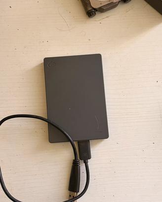 Memoria esterna seagate da 1 tera