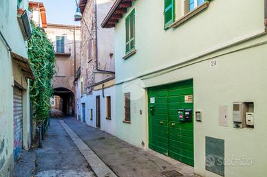 3 LOCALI A BRESCIA