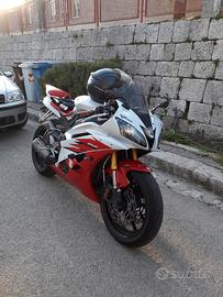 Yamaha YZF R6 - 2006