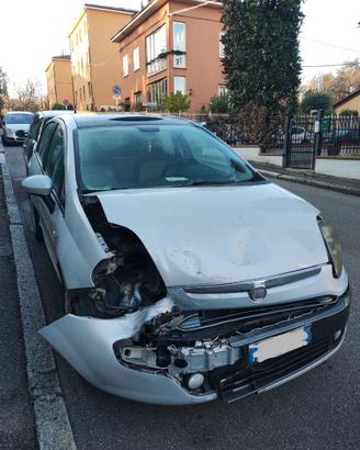 Fiat Punto EVO:  pezzi di ricambio