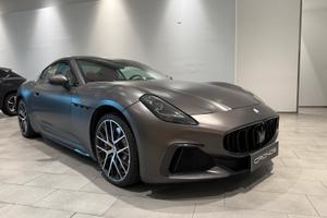 Maserati GranTurismo V6 550 CV AWD Trofeo