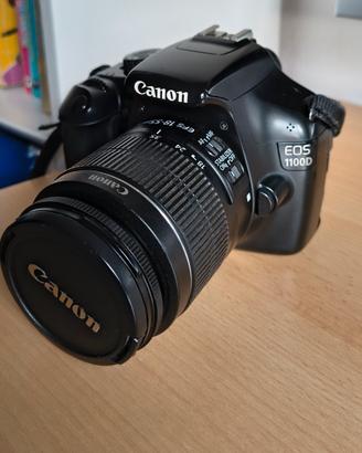 Fotocamera Canon EOS 1100D