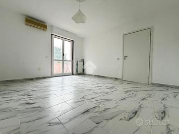 4 LOCALI A SAN BASSANO
