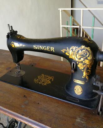 Macchina da cucire Singer 16K33