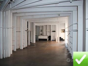 Locale Commerciale C2 Via Carlo Rosselli 160 Mq