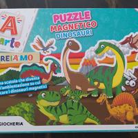 Puzzle magnetico dinosauri con lavagnetta