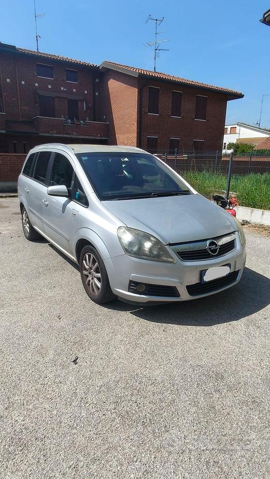 Opel Zafira 2ª serie
