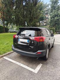 RAV4 2.2 D-CAT A/T 4WD Style – Anno 2014