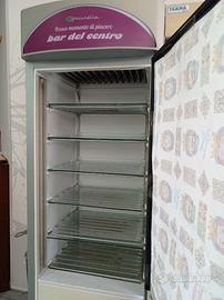 Vetrina bar verticale negativa