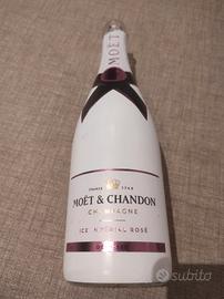 Bottiglia vuota Moet & Chandon ice Imperial rosé 