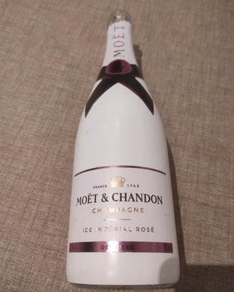 Bottiglia vuota Moet & Chandon ice Imperial rosé 