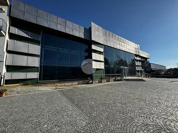 CAPANNONE A ALBANO SANT'ALESSANDRO