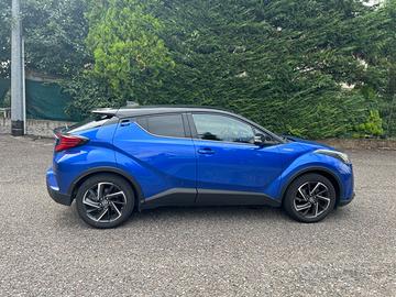 Toyota C-HR 2.0 Hybrid E-CVT Style-FULL OPTIONAL