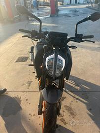 Ktm duke 125