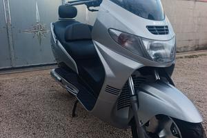 Suzuki Burgman 