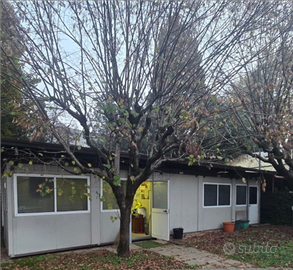 Monoblocco 50mq creato da 5 baracche uso abitativo