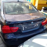 BMW 320d E90 restyling ricambi