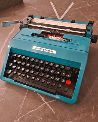 Macchina da scrivere Olivetti Studio 45