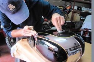 Moto Guzzi filetti fatti a mano