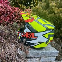 Casco con occhiali per mtb