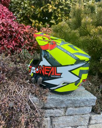 Casco con occhiali per mtb