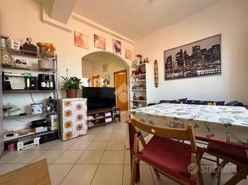 2 LOCALI A CATTOLICA