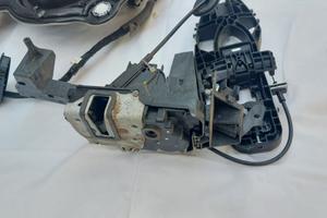 SERRATURA PORTA ANTERIORE DESTRA FIESTA 7a SERIE