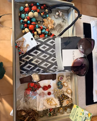 Lottò bijoux x mercatini svuoto baule