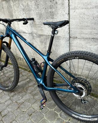 Yeti ARC M  TURQ da 6.440€ come Nuova