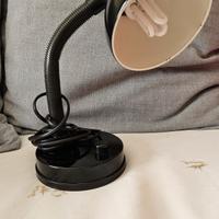 Lampada da scrivania 