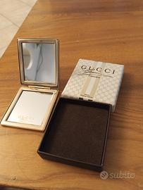 specchietto gucci