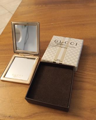 specchietto gucci