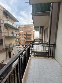 Via Bari - Trivani al piano intermedio