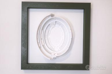 Quadro 3D con modellino colosseo in rilievo da app