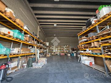 CAPANNONE A MARTINENGO