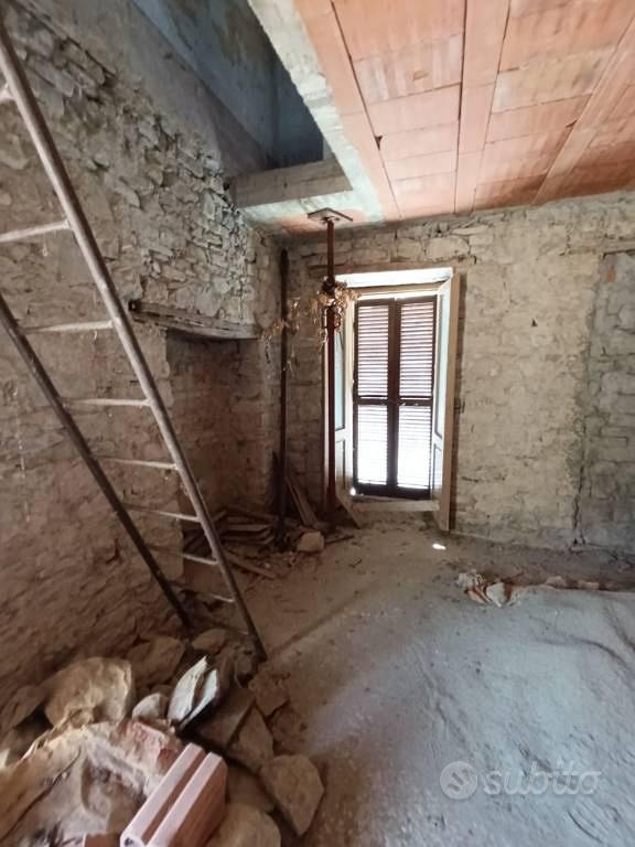 Rustico / Casale di 90 m² con 4 locali a Zavattare - Vista 4