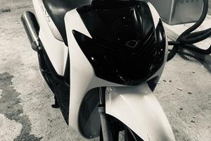 sh 125 2010