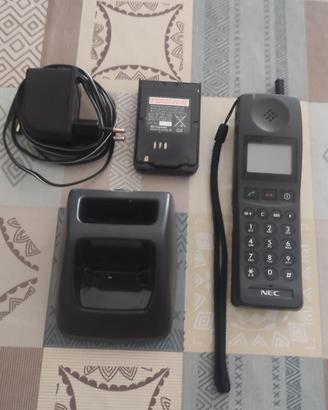 cellulare NEC