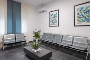 Si propone stanza in studio medico a Catania