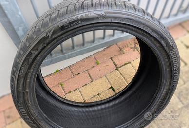 4 gomme invernali 235 40 R20 Bridgestone Blizzak